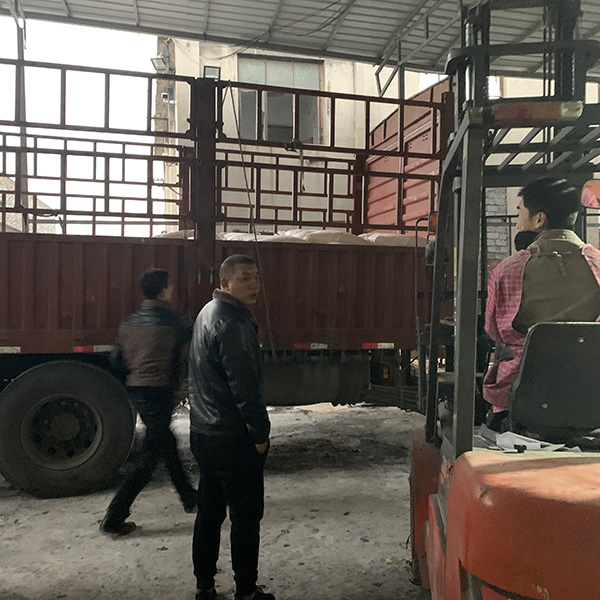 發(fā)往河北石家莊一車袋裝活性炭濾料